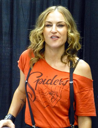By GabboT - Drea De Matteo 02, CC BY-SA 2.0, https://commons.wikimedia.org/w/index.php?curid=80836549