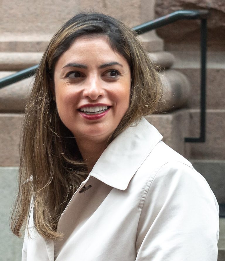 By Frankie Fouganthin - Own work, CC BY-SA 4.0, https://commons.wikimedia.org/w/index.php?curid=120529720