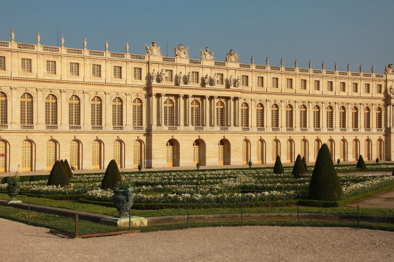 By Cristian Bortes from Cluj-Napoca, Romania - Palace of Versailles, CC BY 2.0, https://commons.wikimedia.org/w/index.php?curid=33362587